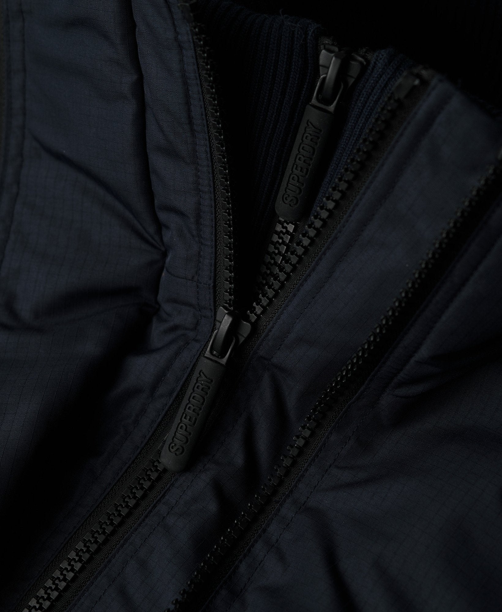 Mountain Windbreaker Jacket-Eclipse Navy-Zip view