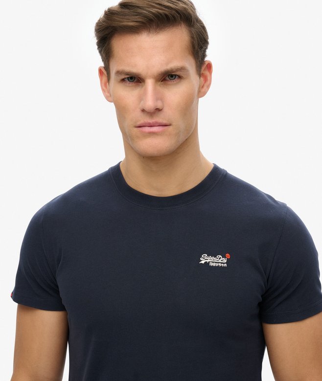 Men's Essential Contrast Emb Tee-Eclipse Navy-Closer View of the Front