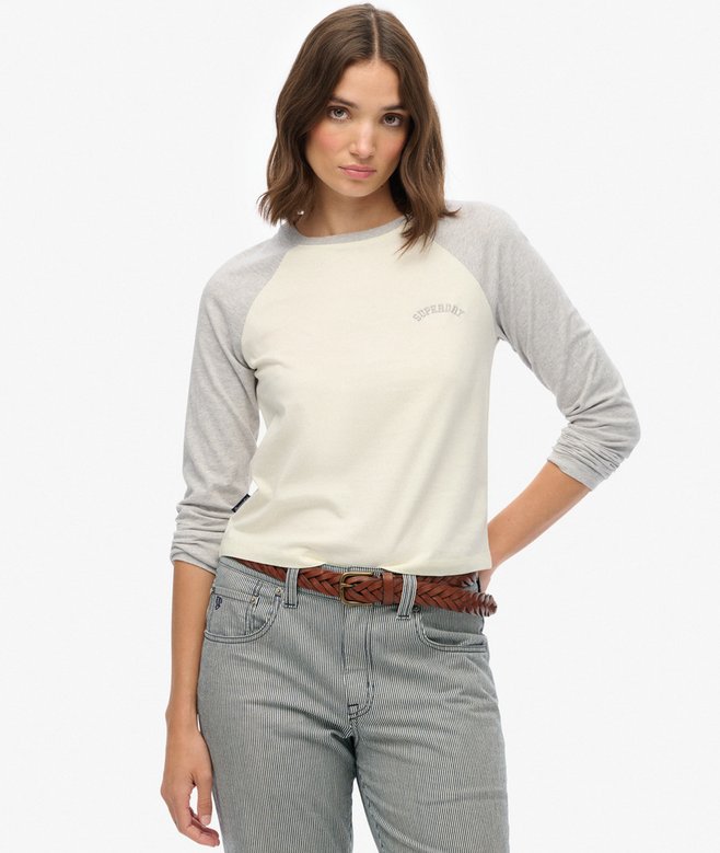 Essential Logo Baseball Top Glacier Grey Marl/Desert Bone Off White-Model Close Up View
