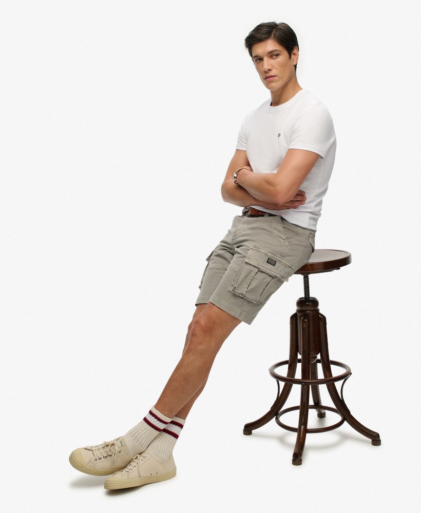 SUPERDRY Core Cargo Short-Light Khaki Green Light Khaki Green model front view
