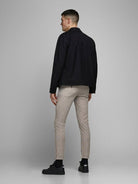 JACK & JONES Marco Connor 1008 Crokery model front view