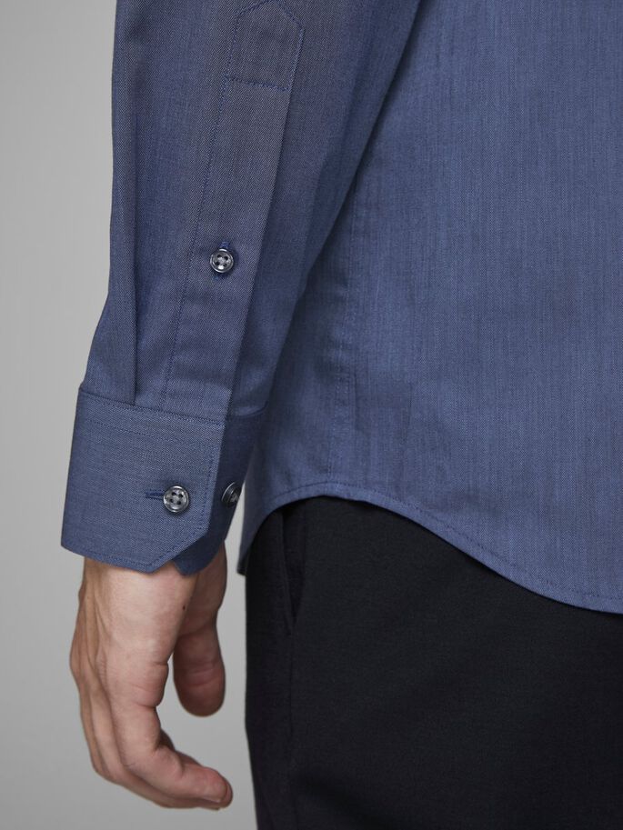 Men's Slim Fit Royal Shirt Long Sleeve/Navy Blazer-Close Up Cuff View