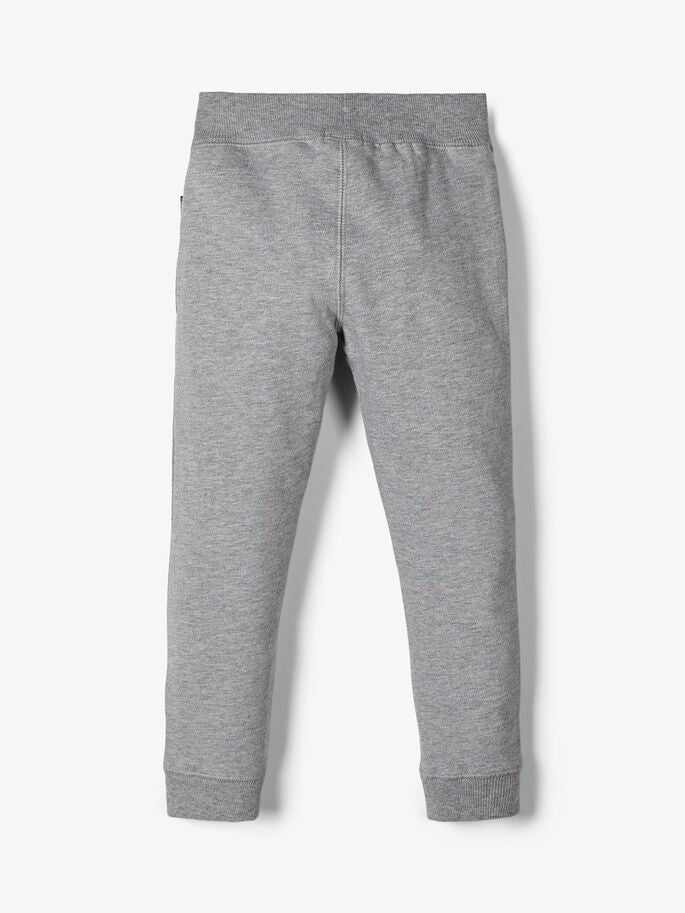 Pocket detail on brushed sweatpants