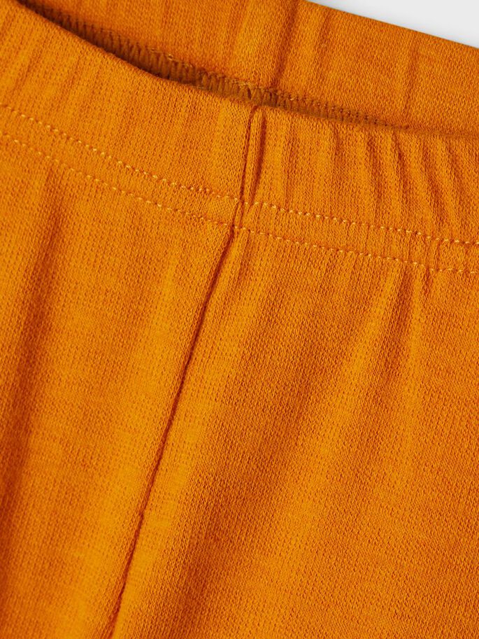 NAME IT Lina Legging curry model front view
