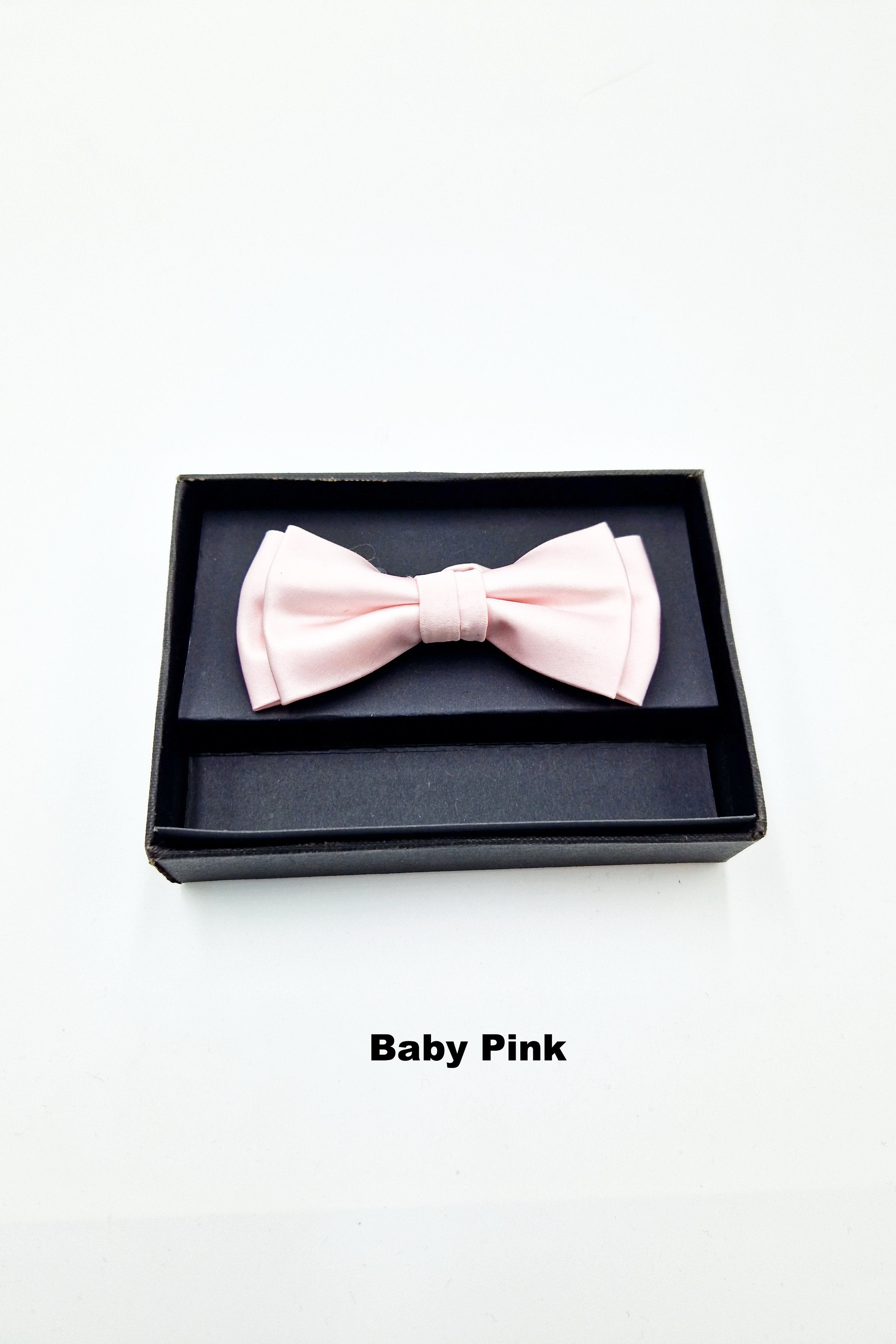 Mens Pre Tied Bow baby pink