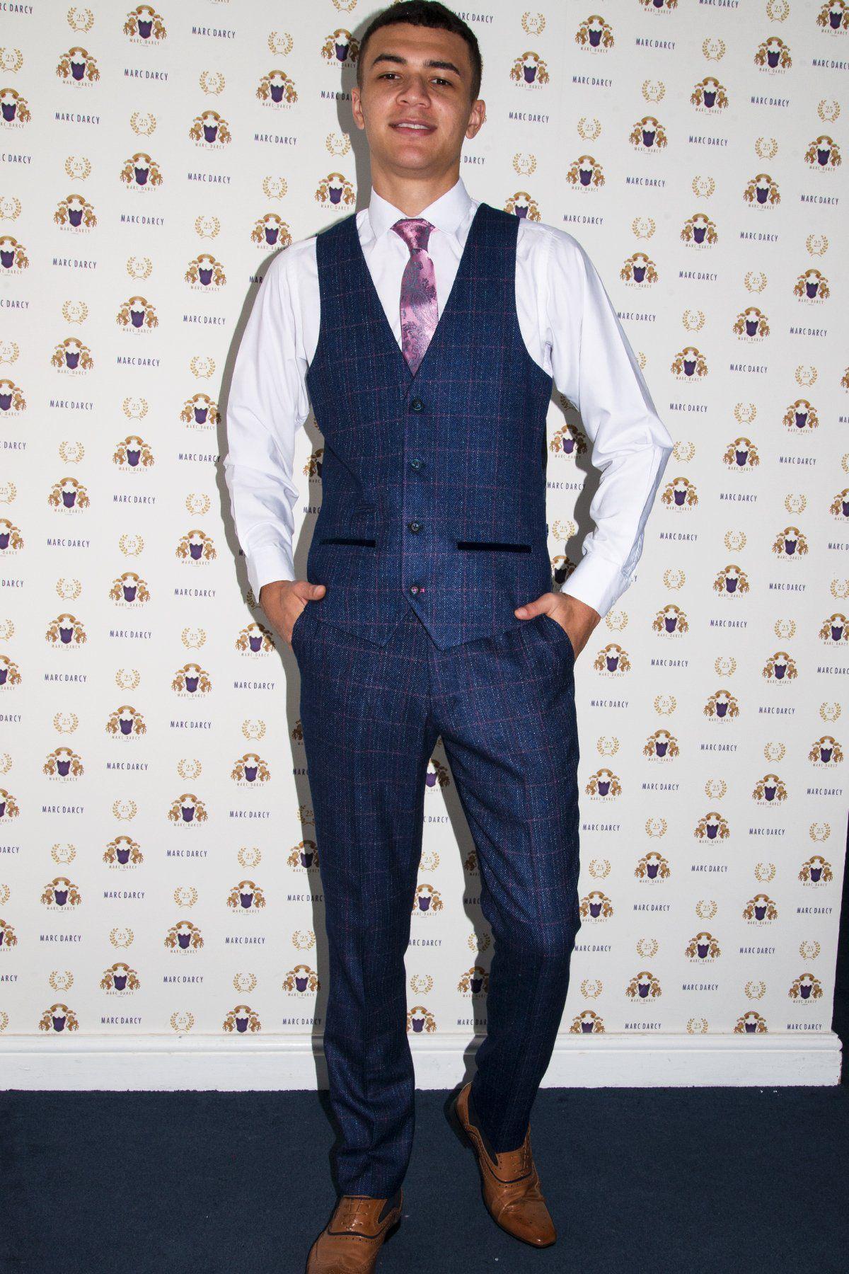 MARC DARCY Harry Indigo Tweed Check Waistcoat Indigo detail view