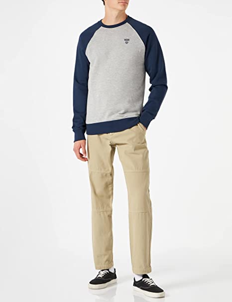 Men's Classic Circle Crew-B Grey Heather-Model Front View