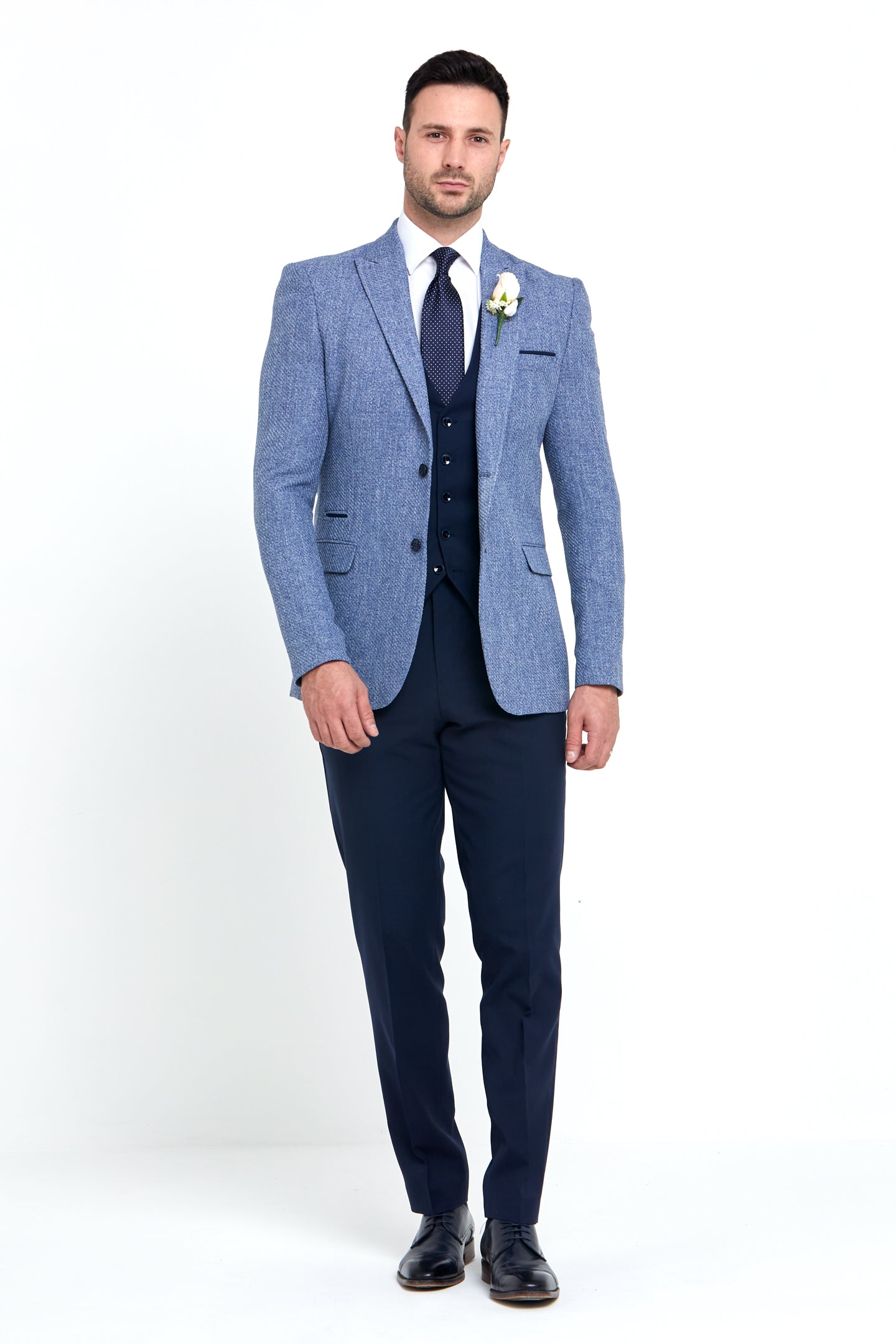 BENETTI Simon Tapered Fit Blue Blazer BLUE model front view