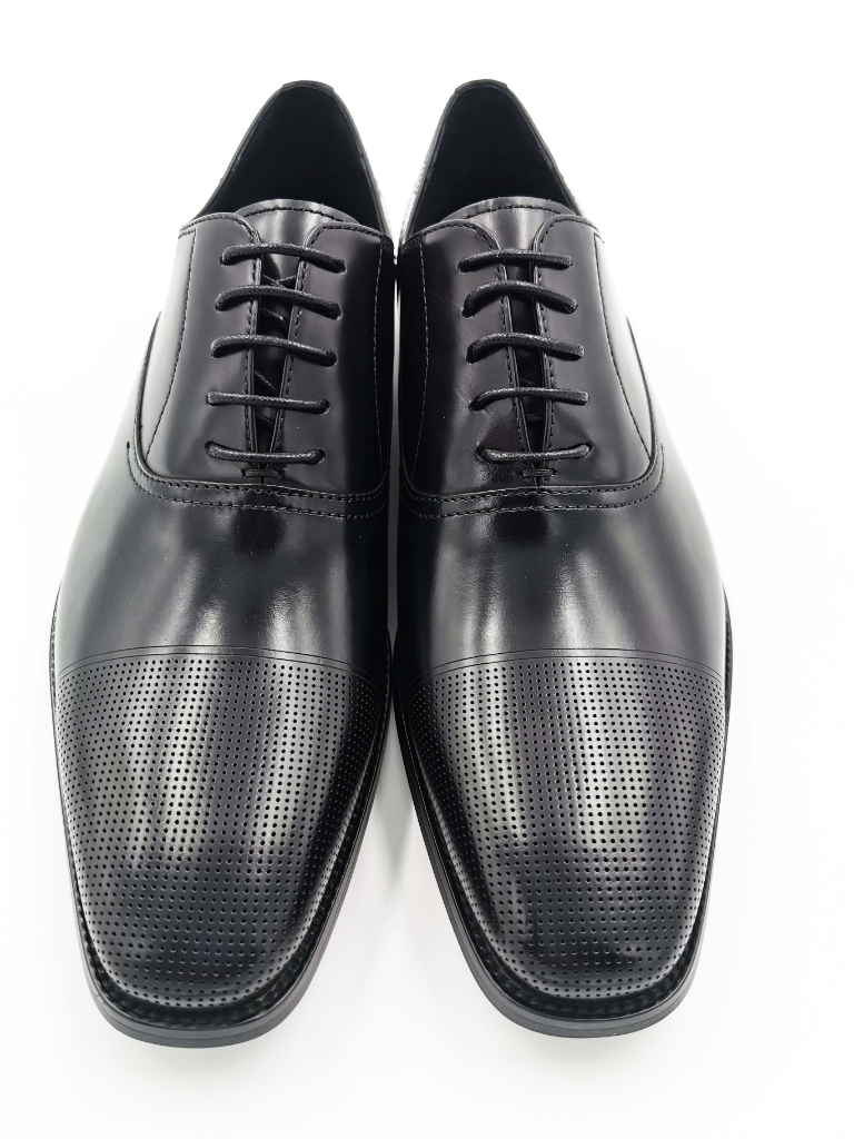 John White London Bay Black Capped Oxfords Black detail view
