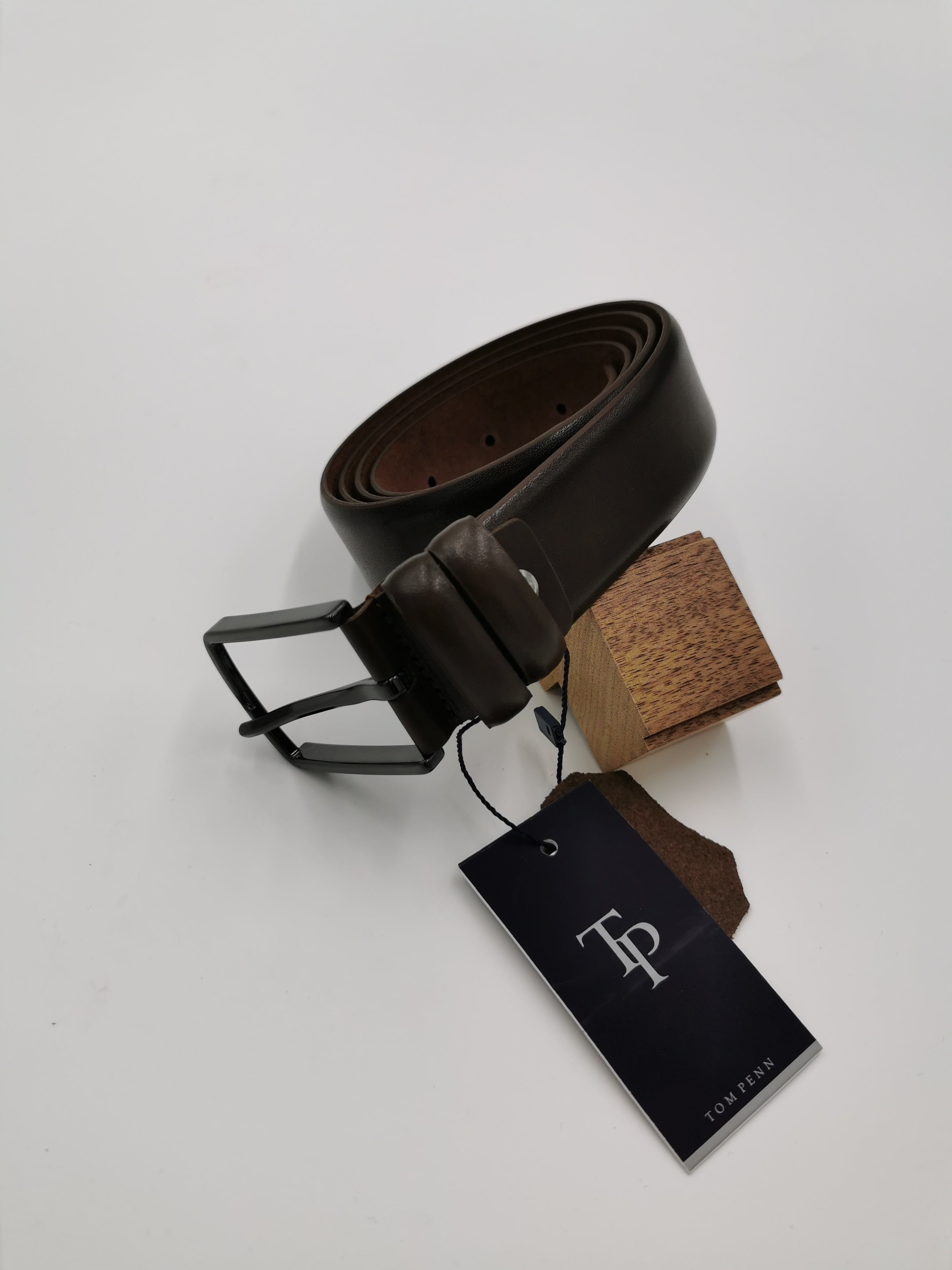 tom penn Tom Pen Leather Belt BLACK detail view