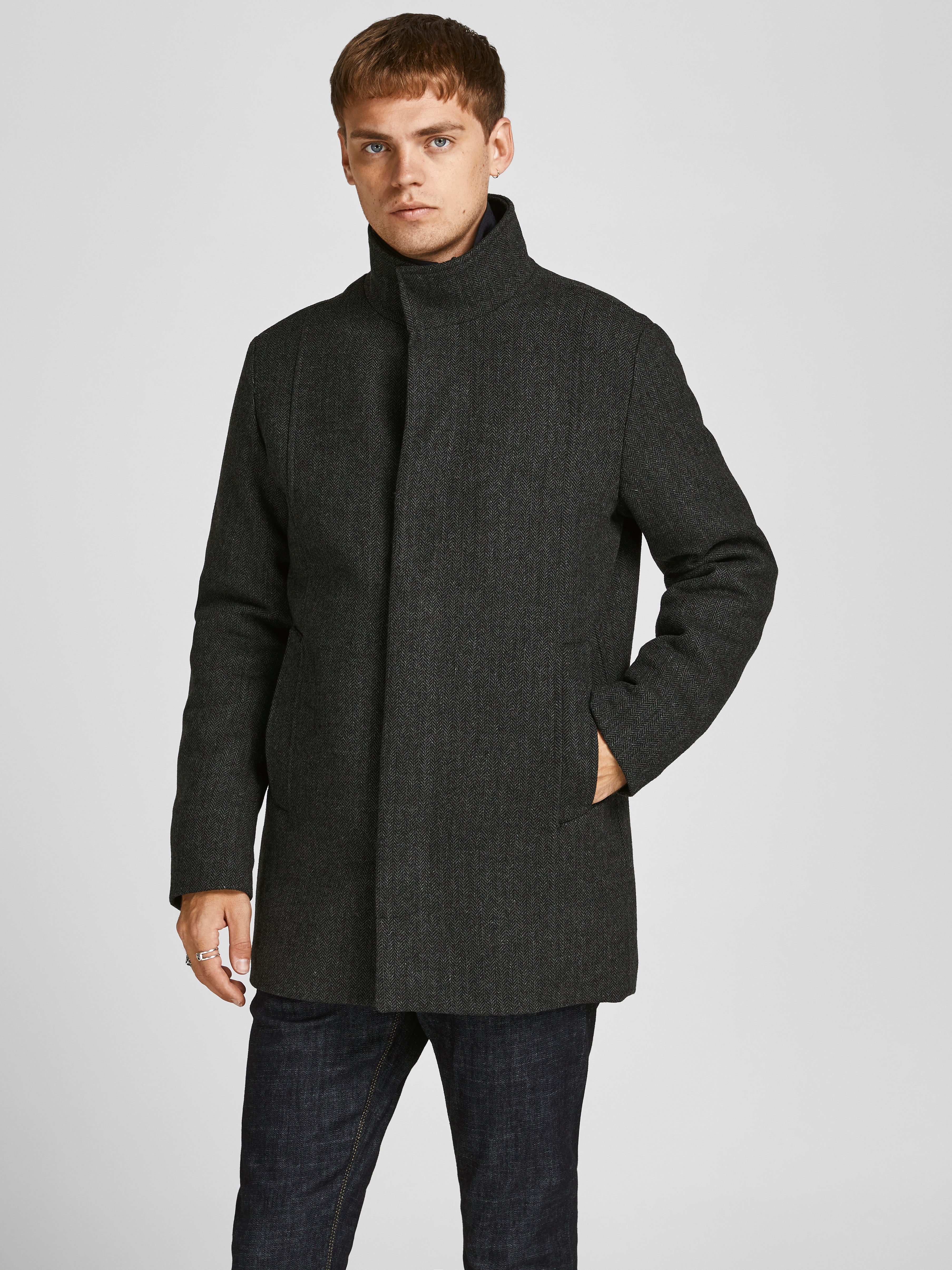 Men's Dunham Wool Coat Dark Grey Melange-Model Front View