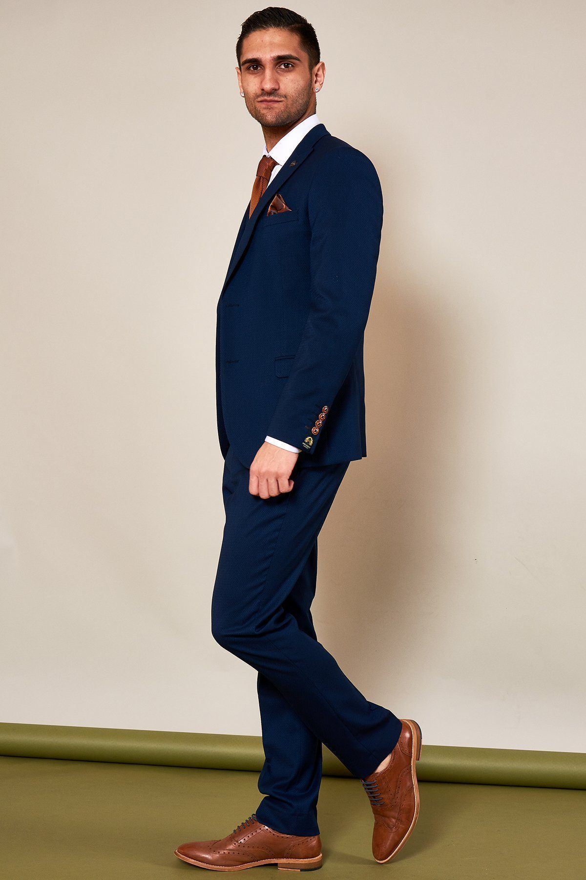 MARC DARCY Max Royal 3 Piece Suit ROYAL detail view