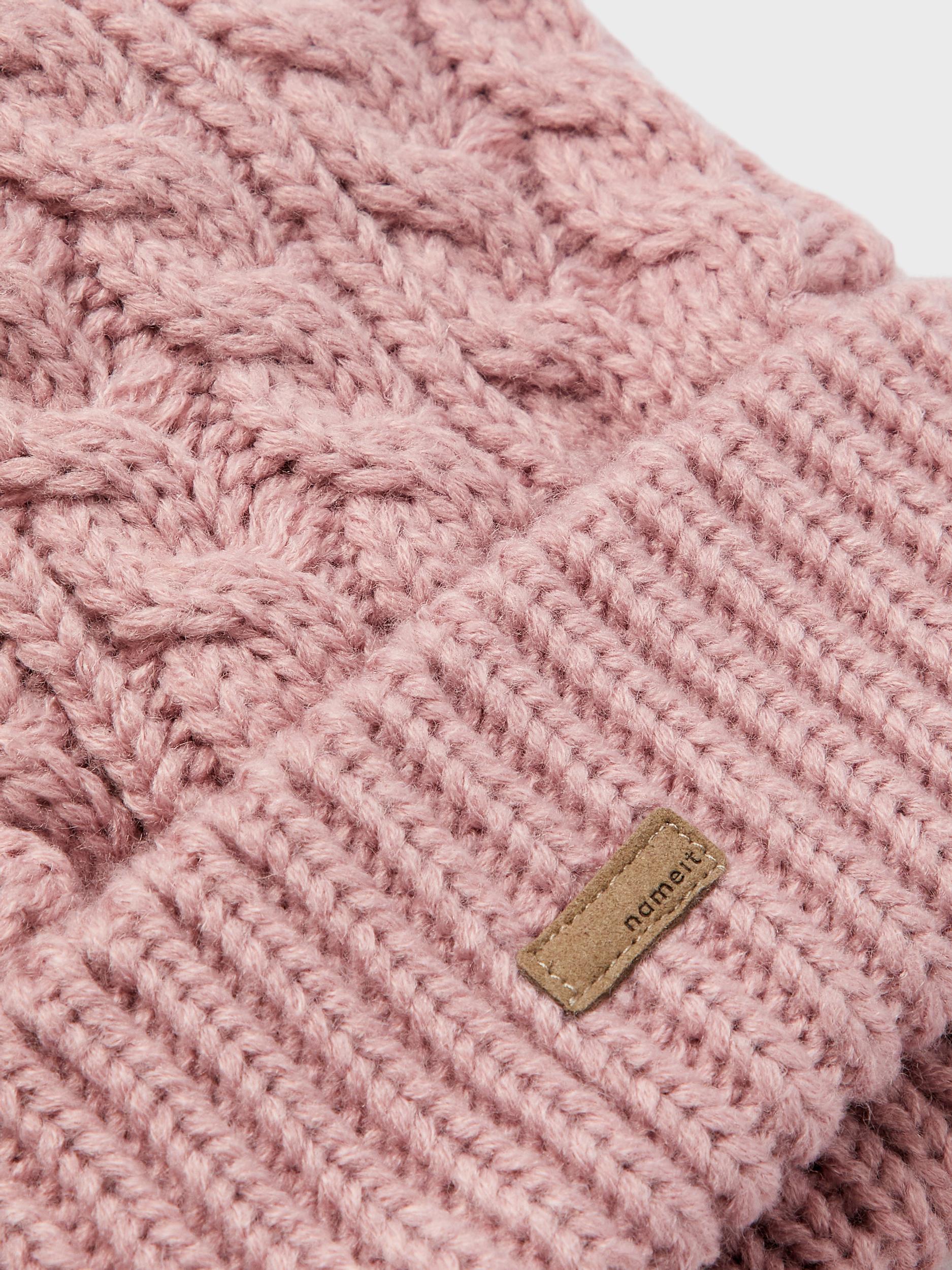 Girl's Meka Knit Hat Zephyr-Close Up View