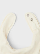 NAME IT Yvettelaila Scarf Bib Burnished Lilac model front view