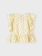 NAME IT Hinage Short Sleeve Top Double Cream model front view