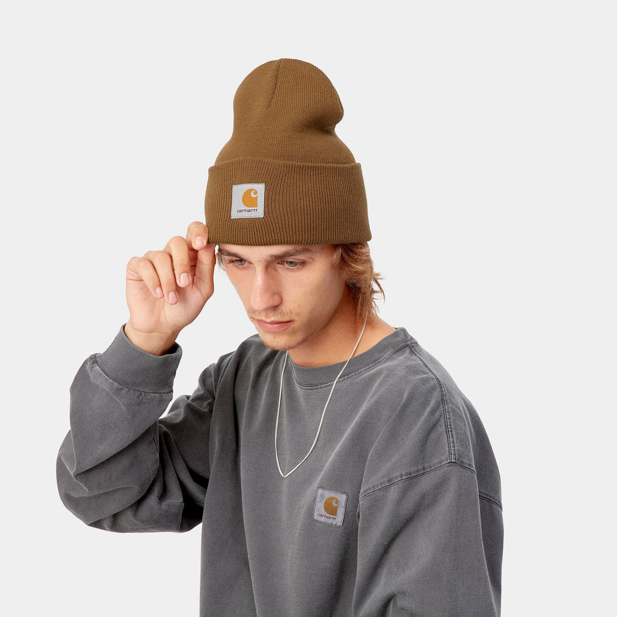 Carhartt WIP Acrylic Watch Hat-Hamilton Brown Hamilton Brown model front view