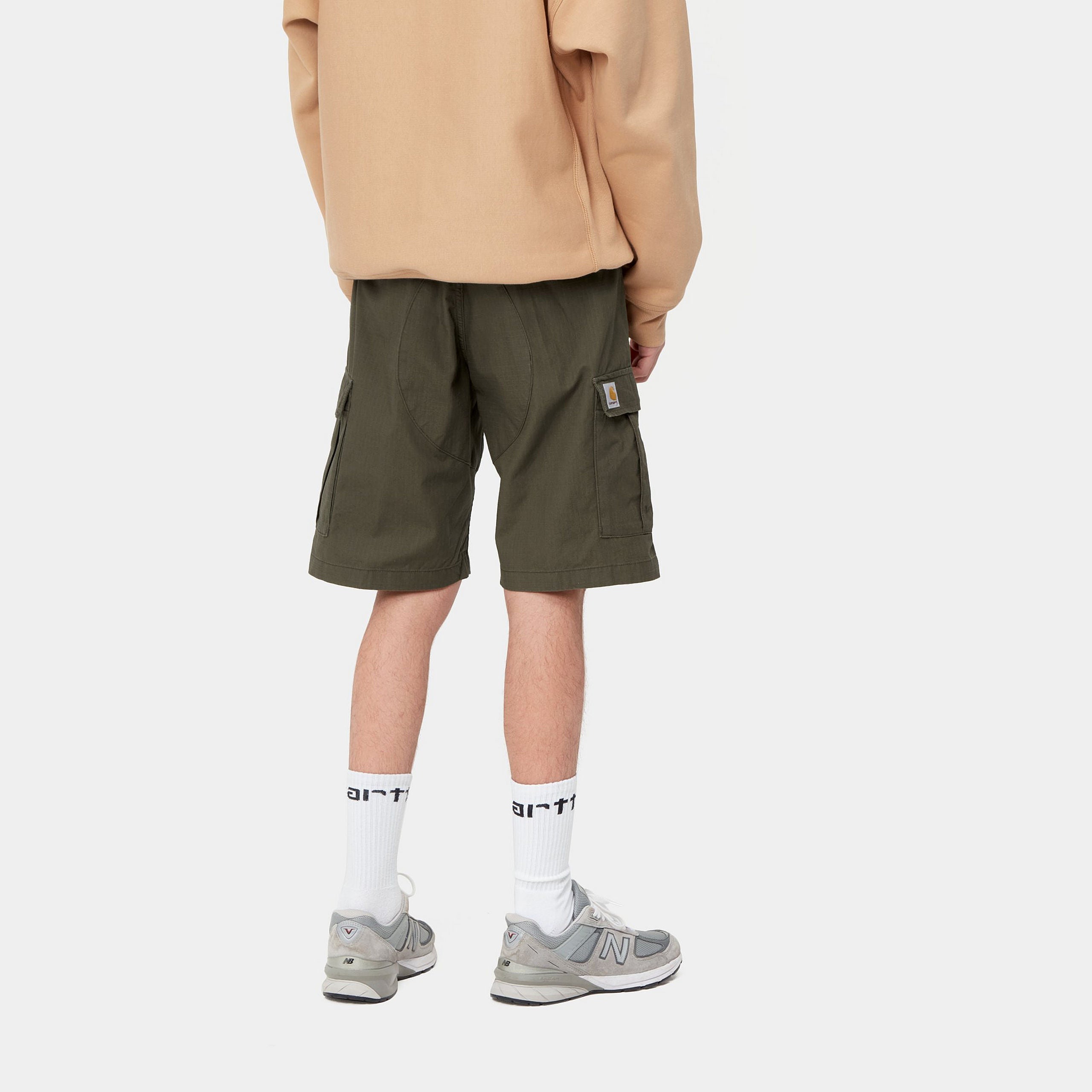 Carhartt WIP Aviation Short-Cypress Cypress model front view