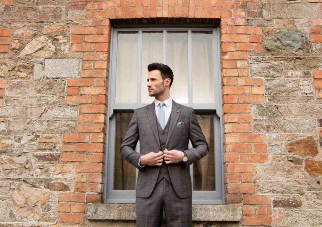 Men's Tapered Fit Bonn Grey 3 Piece Suit By Benetti - Spirit Clothing