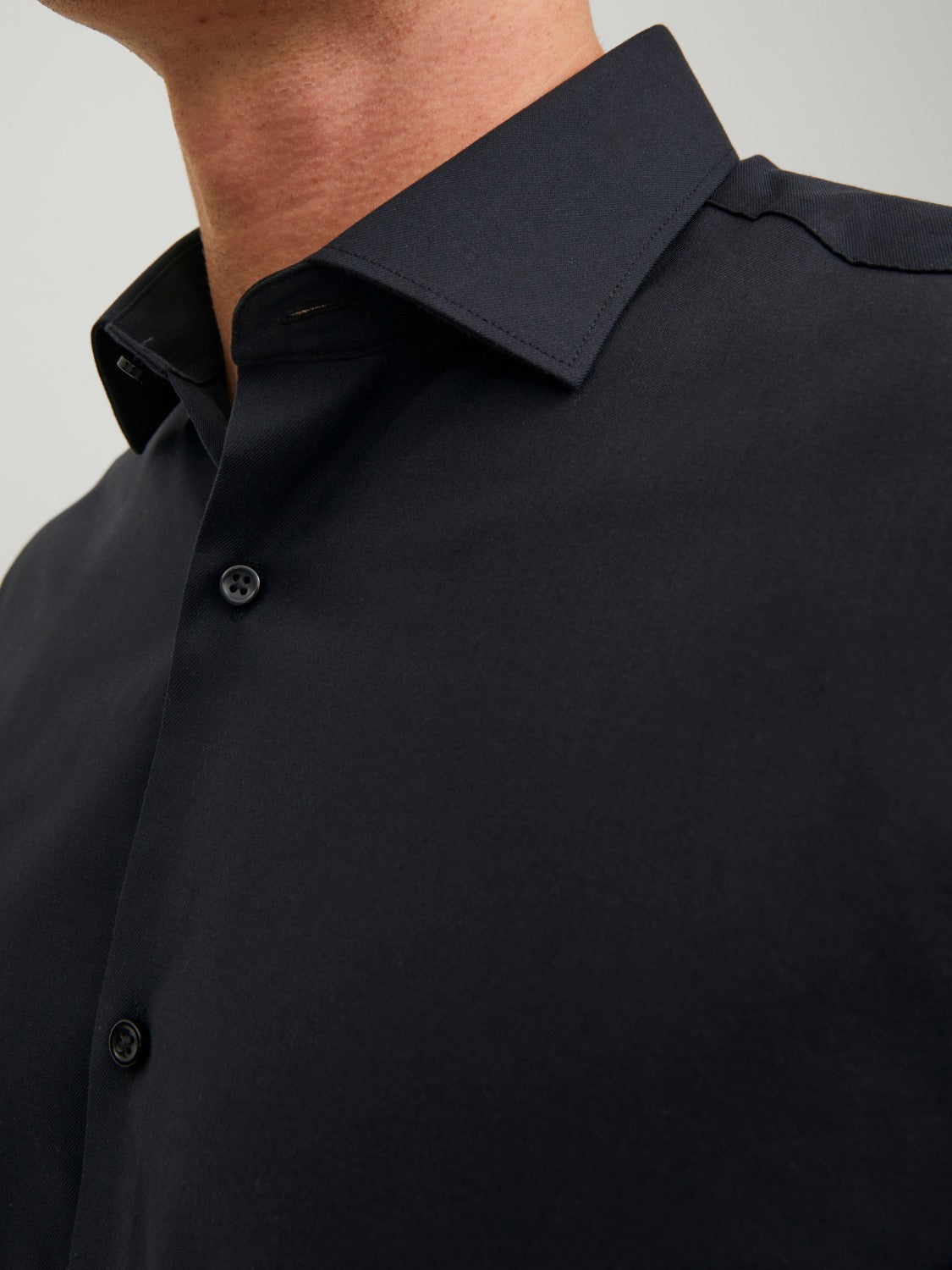 Men's Parker Black Shirt-Buttons & Collar View